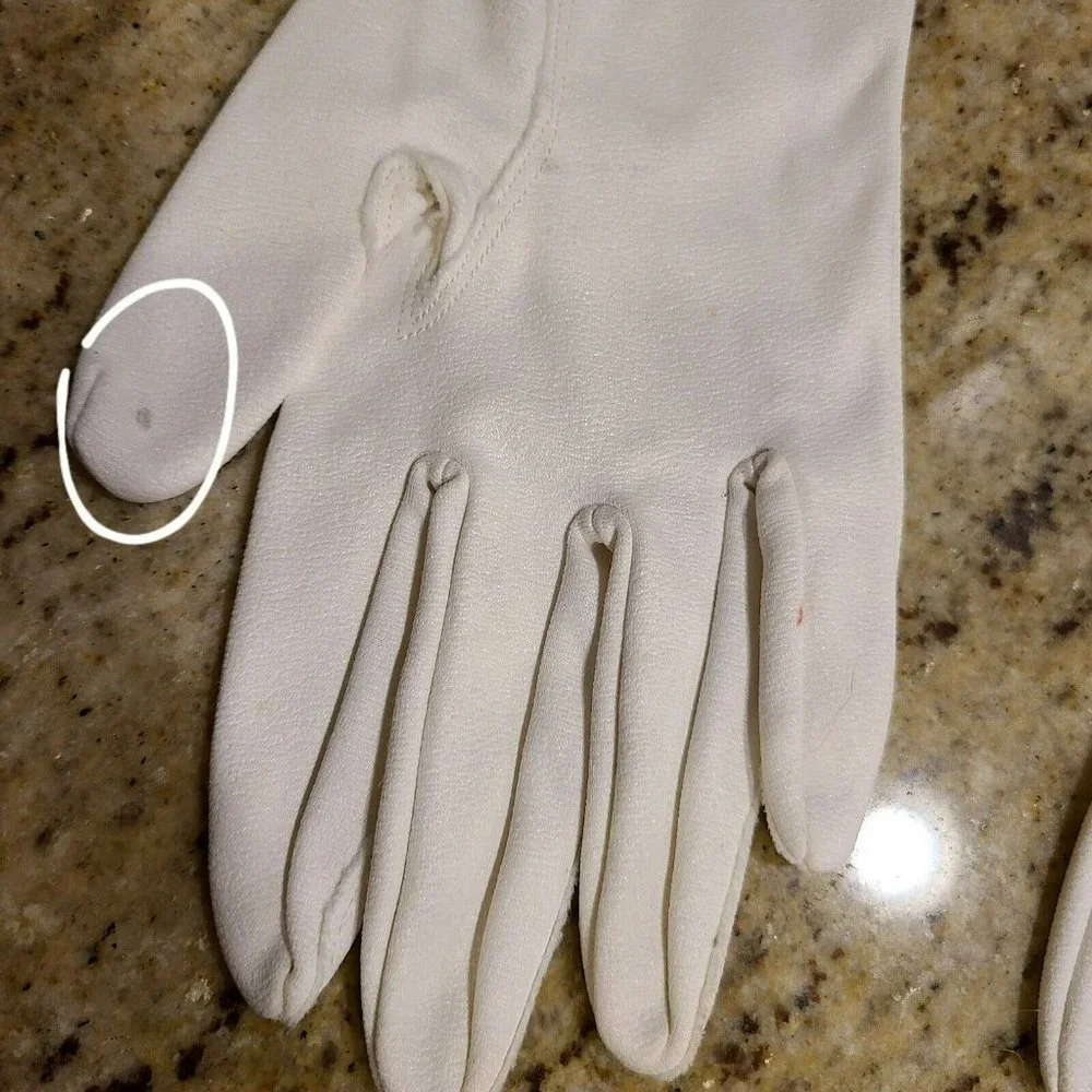 Vintage White Crescendoe Crelon Nylon Gloves Size 7.5